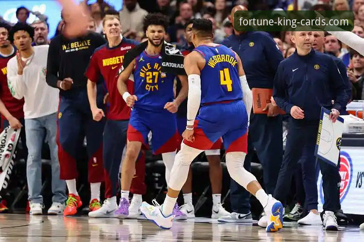 复盘快船18分领先遭逆转：3个关键节点与数据分析